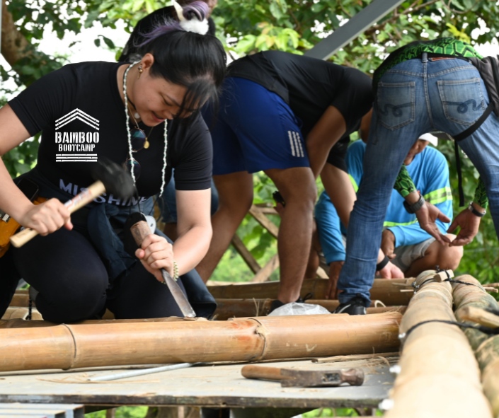 Ditching the Desk: Why Gap Year Students are Choosing Hands-On Eco-Construction